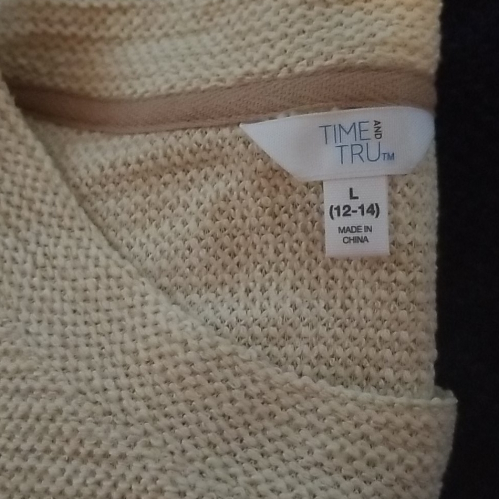 Sweater - Picture 3 of 4